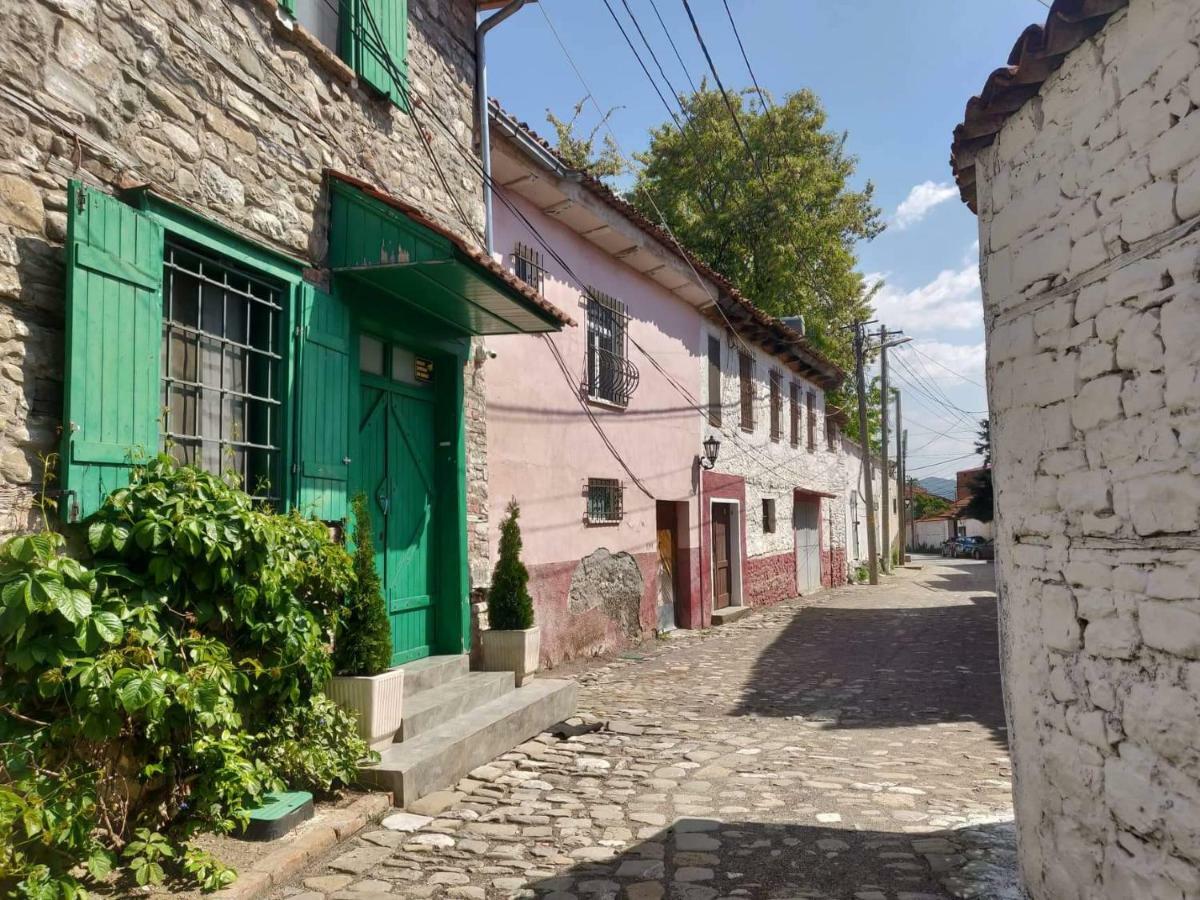 Private Apartment Elbasan Historic Center المظهر الخارجي الصورة