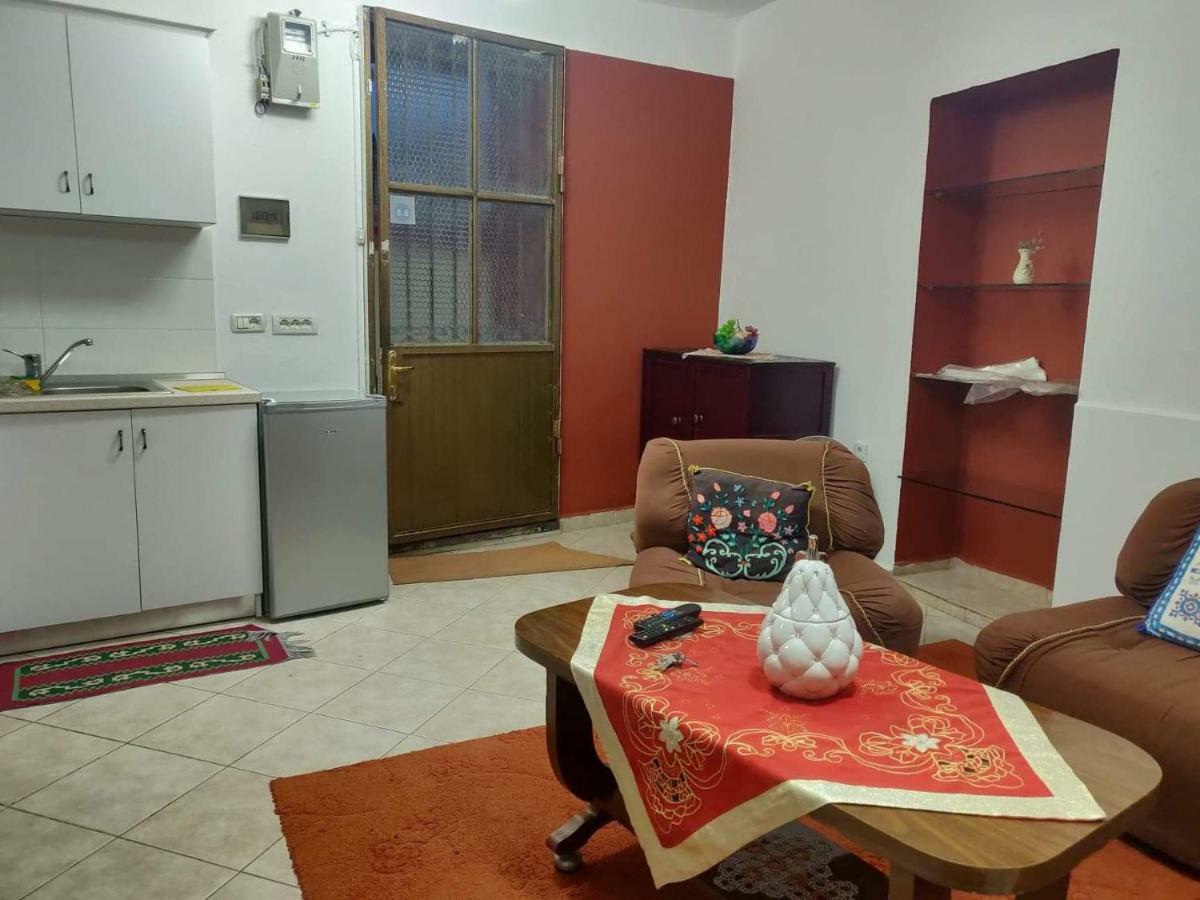Private Apartment Elbasan Historic Center المظهر الخارجي الصورة